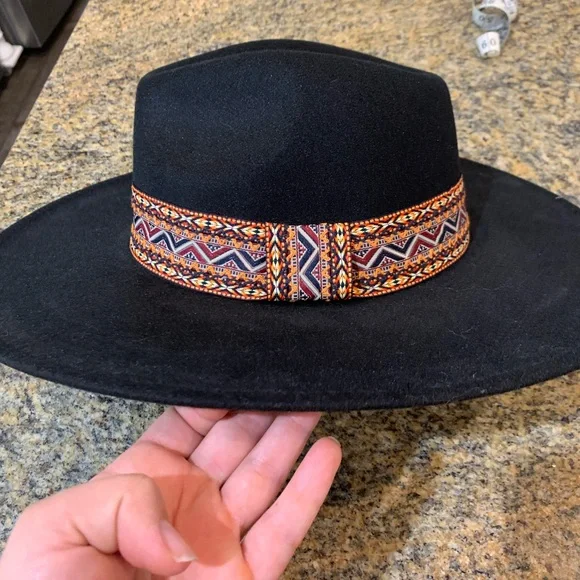 Boho Wide Brim Hat new with tags - Picture 1 of 9